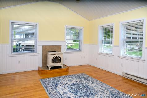 8 Teddy Lane Norwich CT 06360
