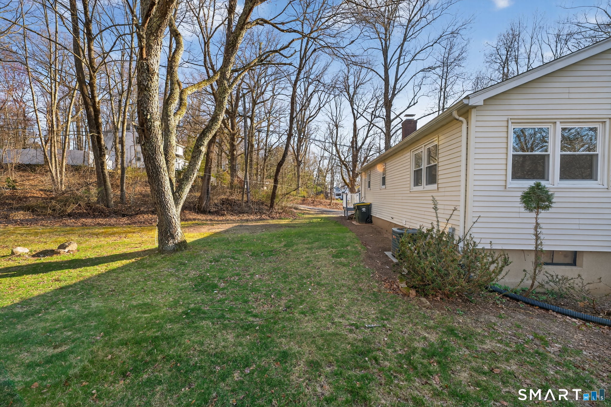 23 Holbrook Road Seymour CT 06483