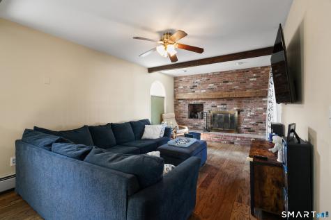 118 Bluebird Drive Naugatuck CT 06770