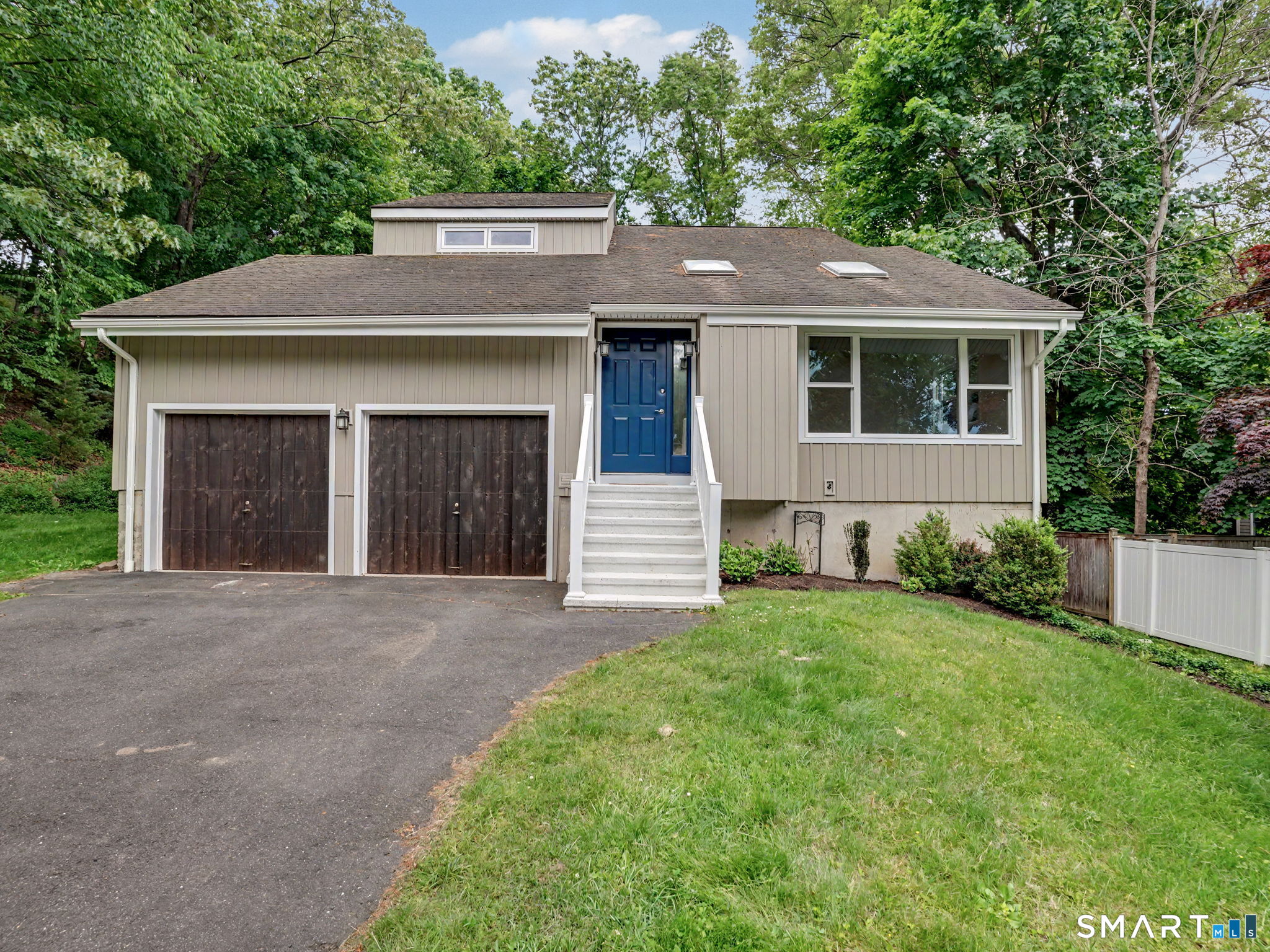 35 Crystal Lane Fairfield CT 06824