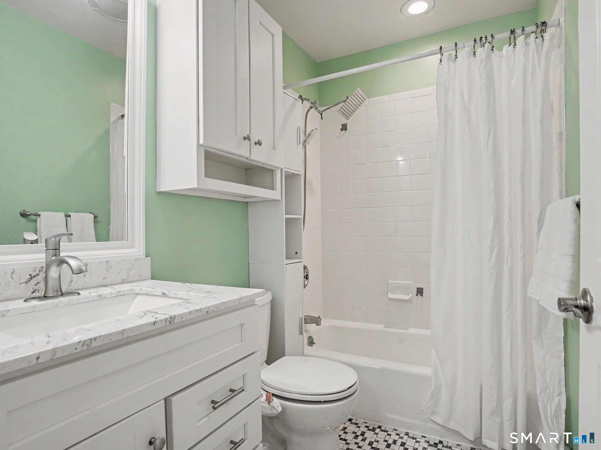 35 Crystal Lane Fairfield CT 06824