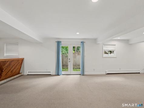 35 Crystal Lane Fairfield CT 06824