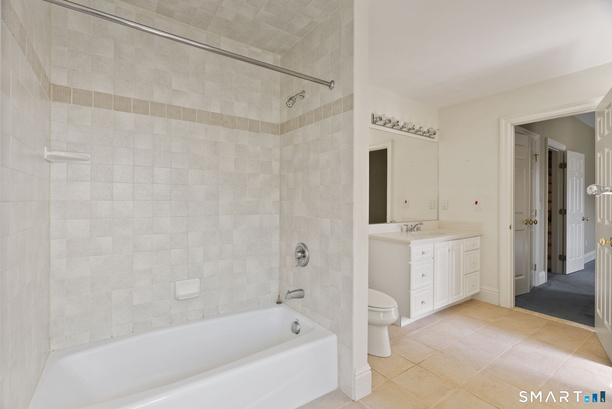 2 Brighton Way Avon CT 06001