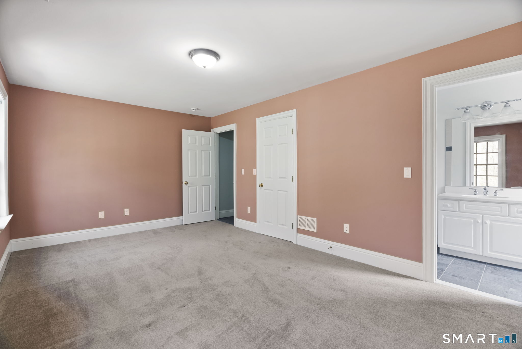 2 Brighton Way Avon CT 06001