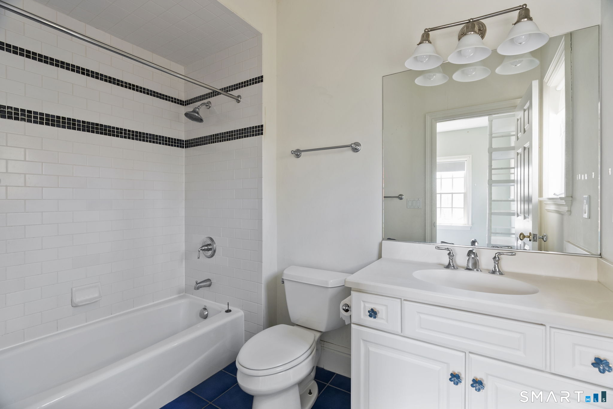 2 Brighton Way Avon CT 06001