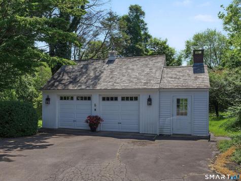 25 River Road Essex CT 06426