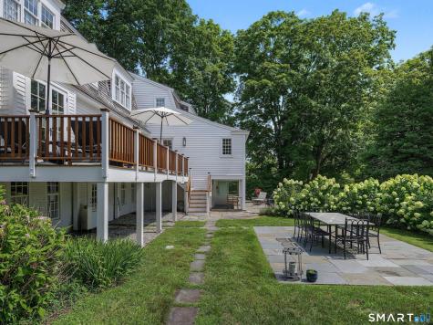 25 River Road Essex CT 06426