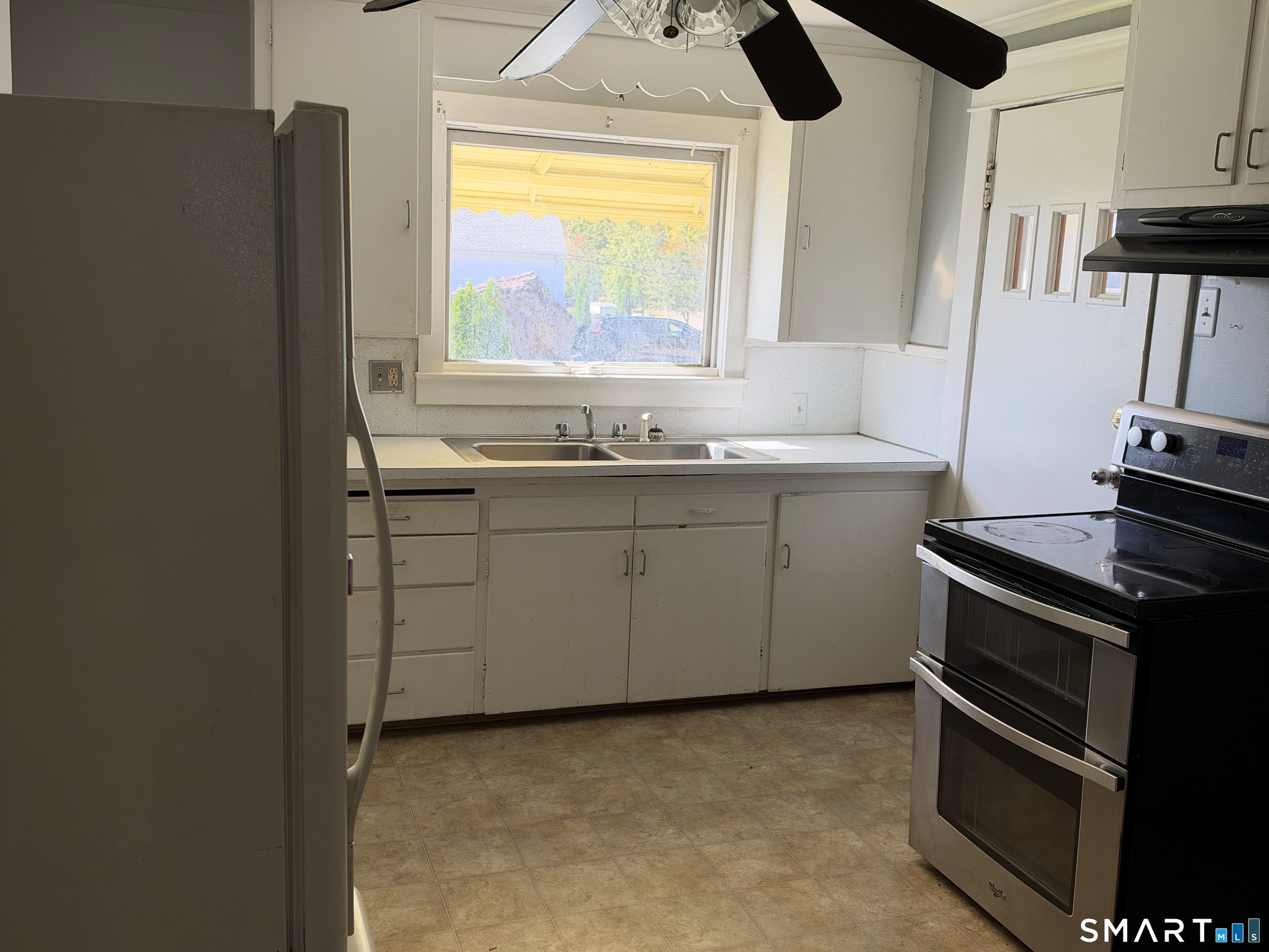 27 Hobart Street Southington CT 06489