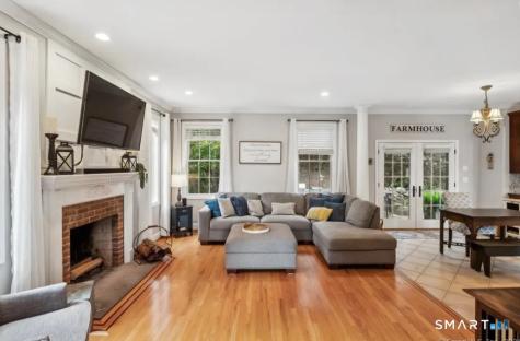 1 Angelas Way Burlington CT 06013