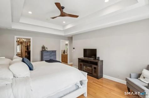 1 Angelas Way Burlington CT 06013