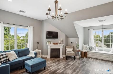 1 Angelas Way Burlington CT 06013