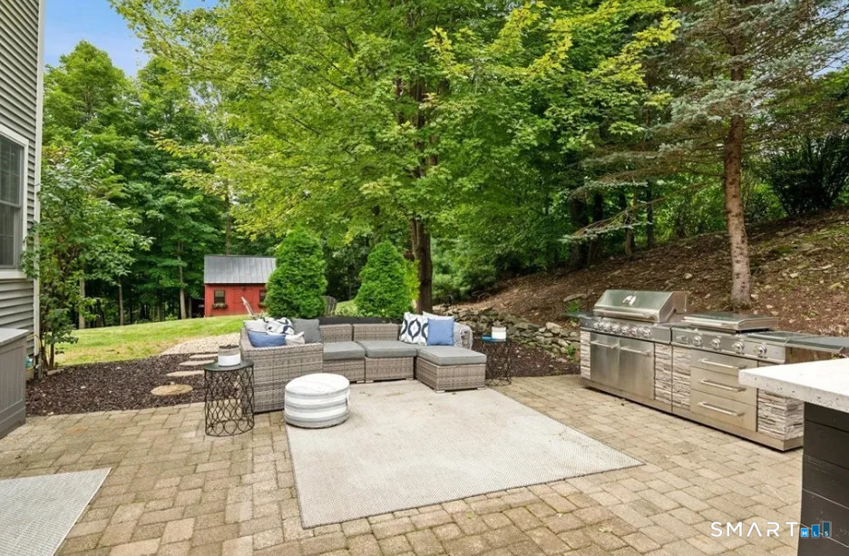 1 Angelas Way Burlington CT 06013