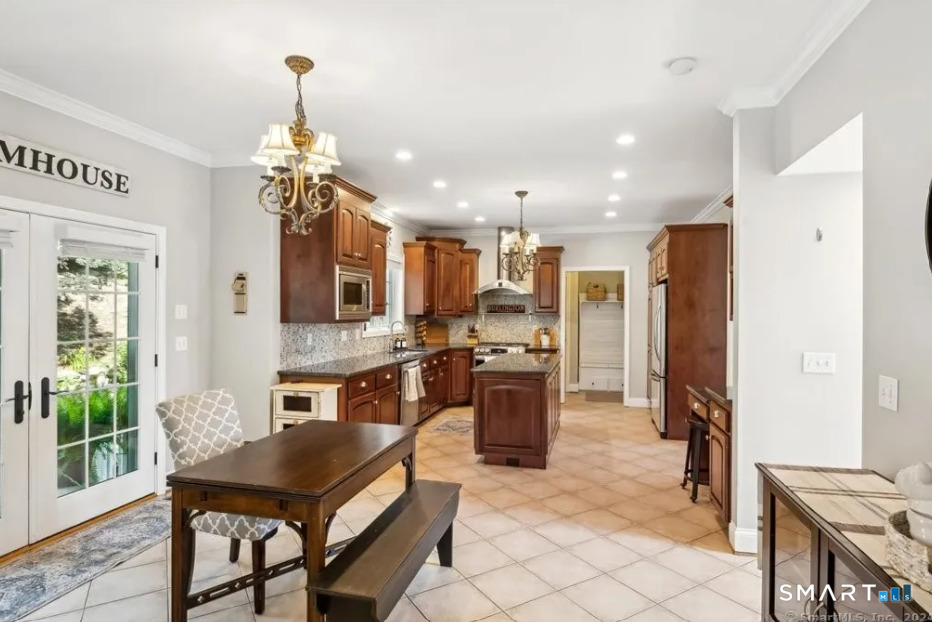 1 Angelas Way Burlington CT 06013
