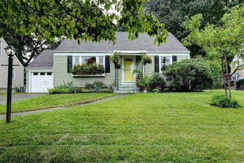 12 Burdette Place Milford CT 06460