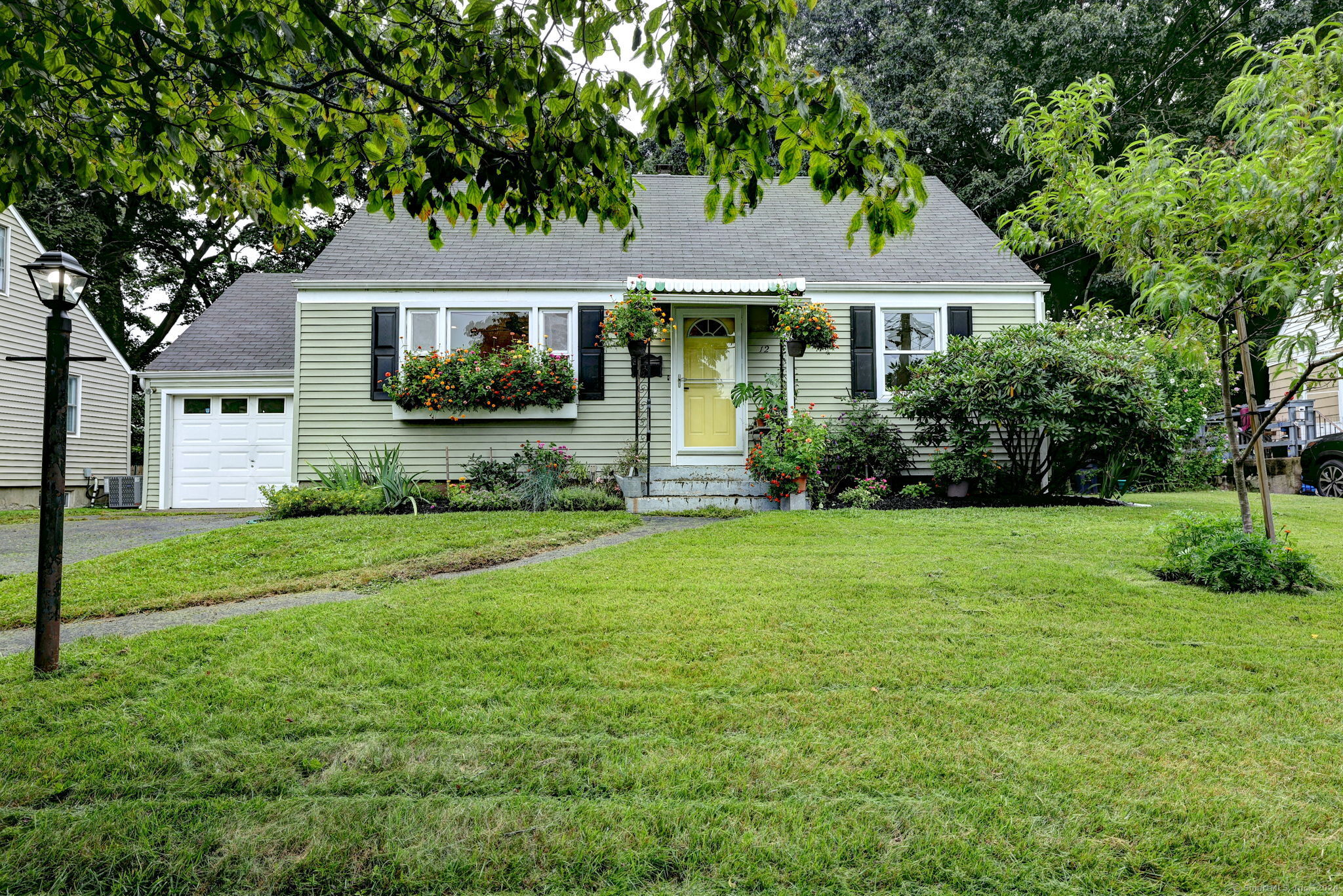 12 Burdette Place Milford CT 06460