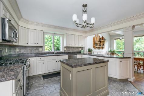 12 Loormann Lane New Milford CT 06755