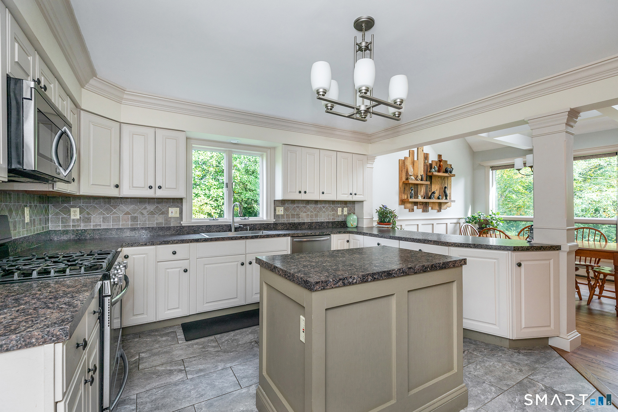 12 Loormann Lane New Milford CT 06755