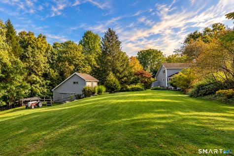 12 Loormann Lane New Milford CT 06755