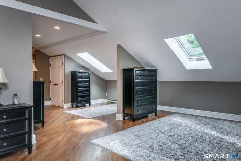 12 Loormann Lane New Milford CT 06755