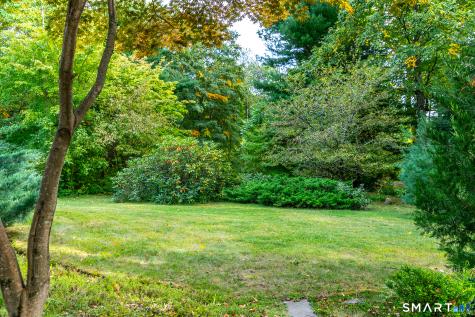 12 Loormann Lane New Milford CT 06755