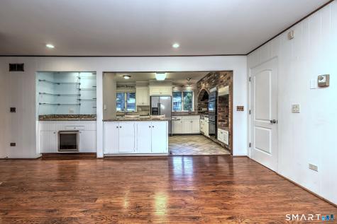 179 Maxine Road Bristol CT 06010