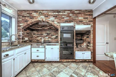 179 Maxine Road Bristol CT 06010