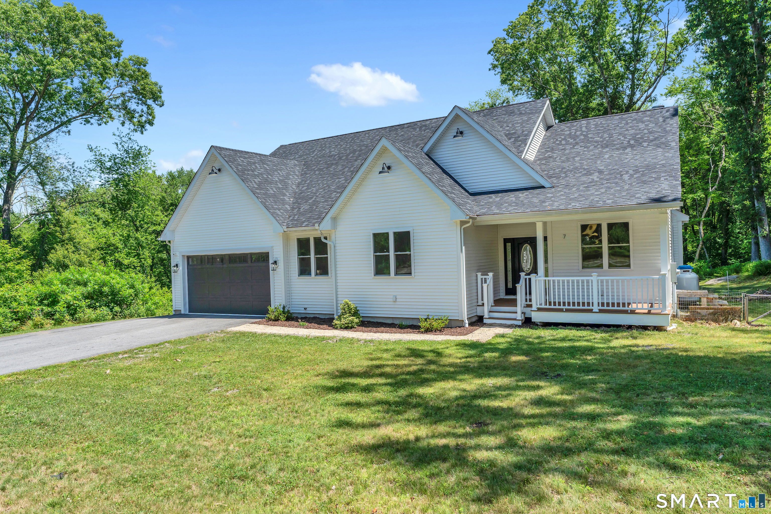 7 Thamesview Pentway Ledyard CT 06335