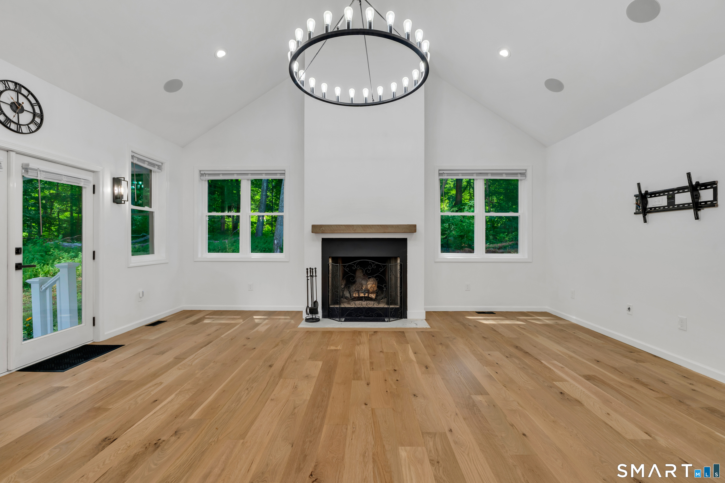 7 Thamesview Pentway Ledyard CT 06335