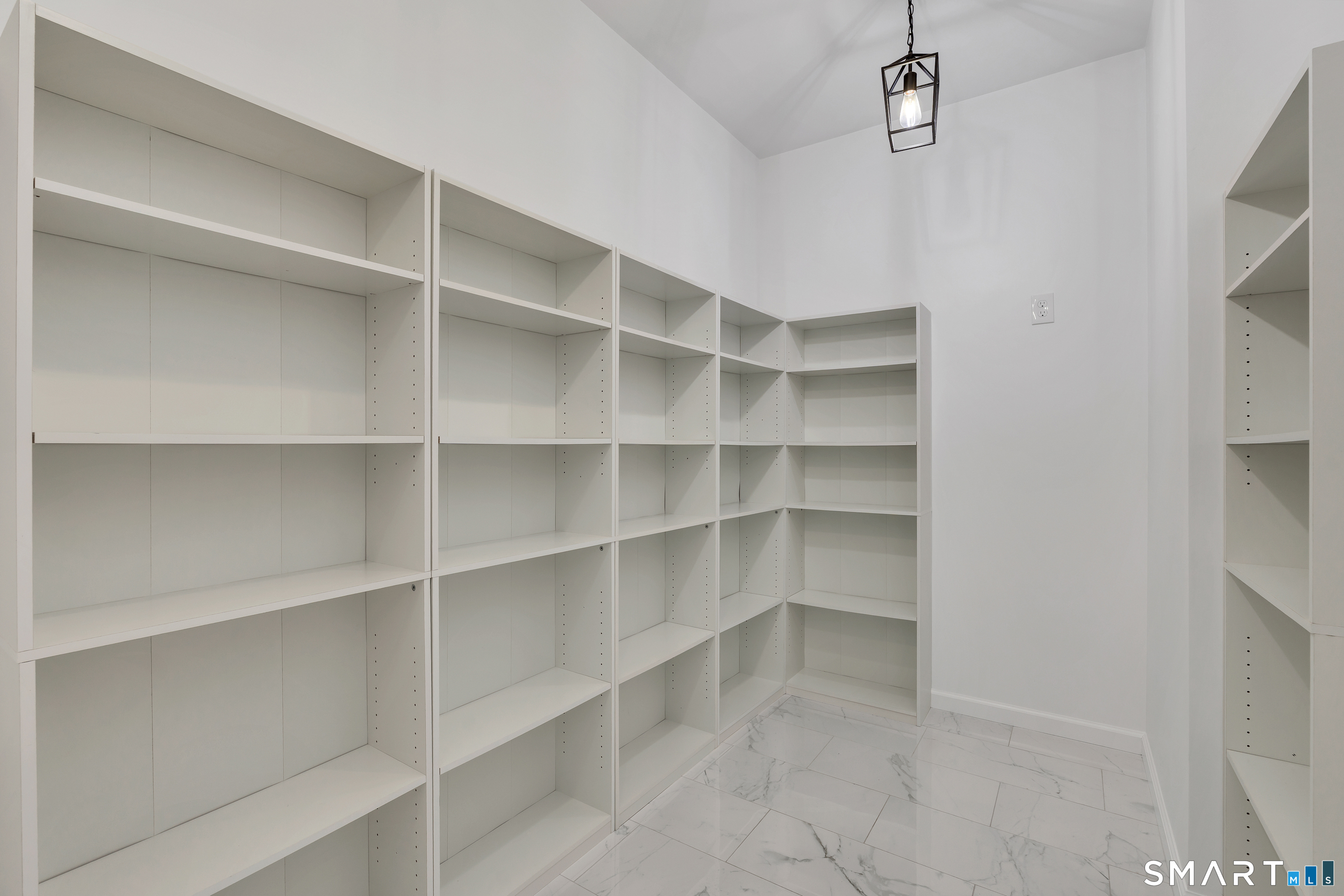 7 Thamesview Pentway Ledyard CT 06335
