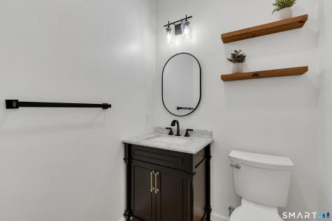 7 Thamesview Pentway Ledyard CT 06335