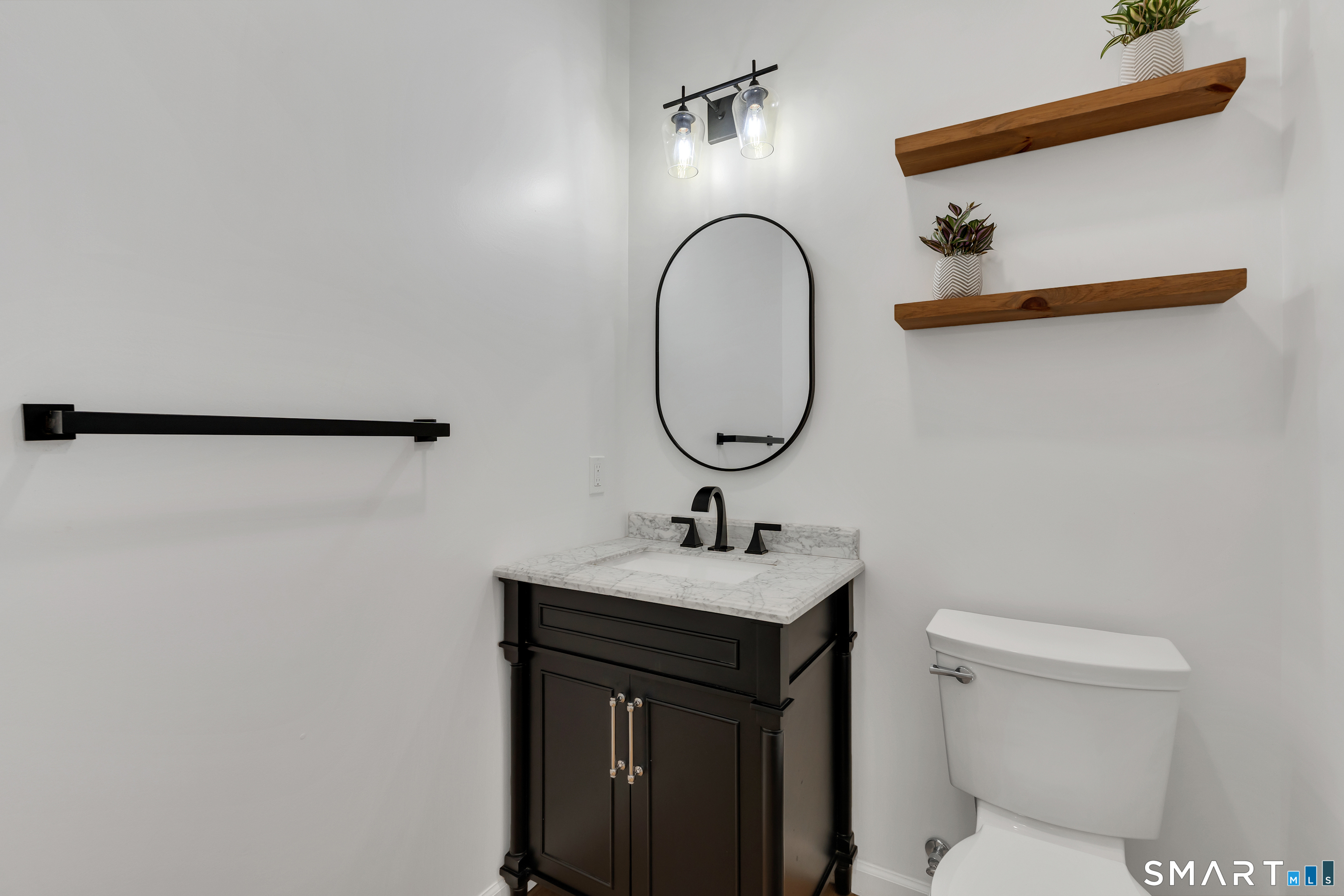 7 Thamesview Pentway Ledyard CT 06335