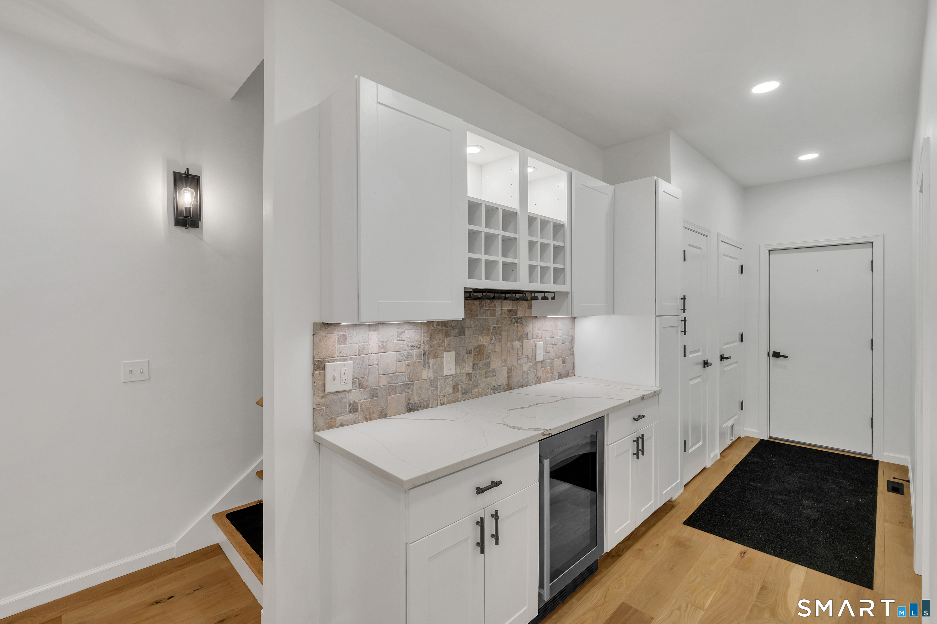 7 Thamesview Pentway Ledyard CT 06335