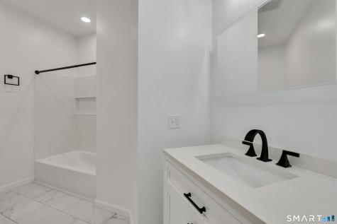 7 Thamesview Pentway Ledyard CT 06335