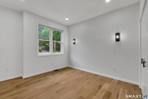 7 Thamesview Pentway Ledyard CT 06335