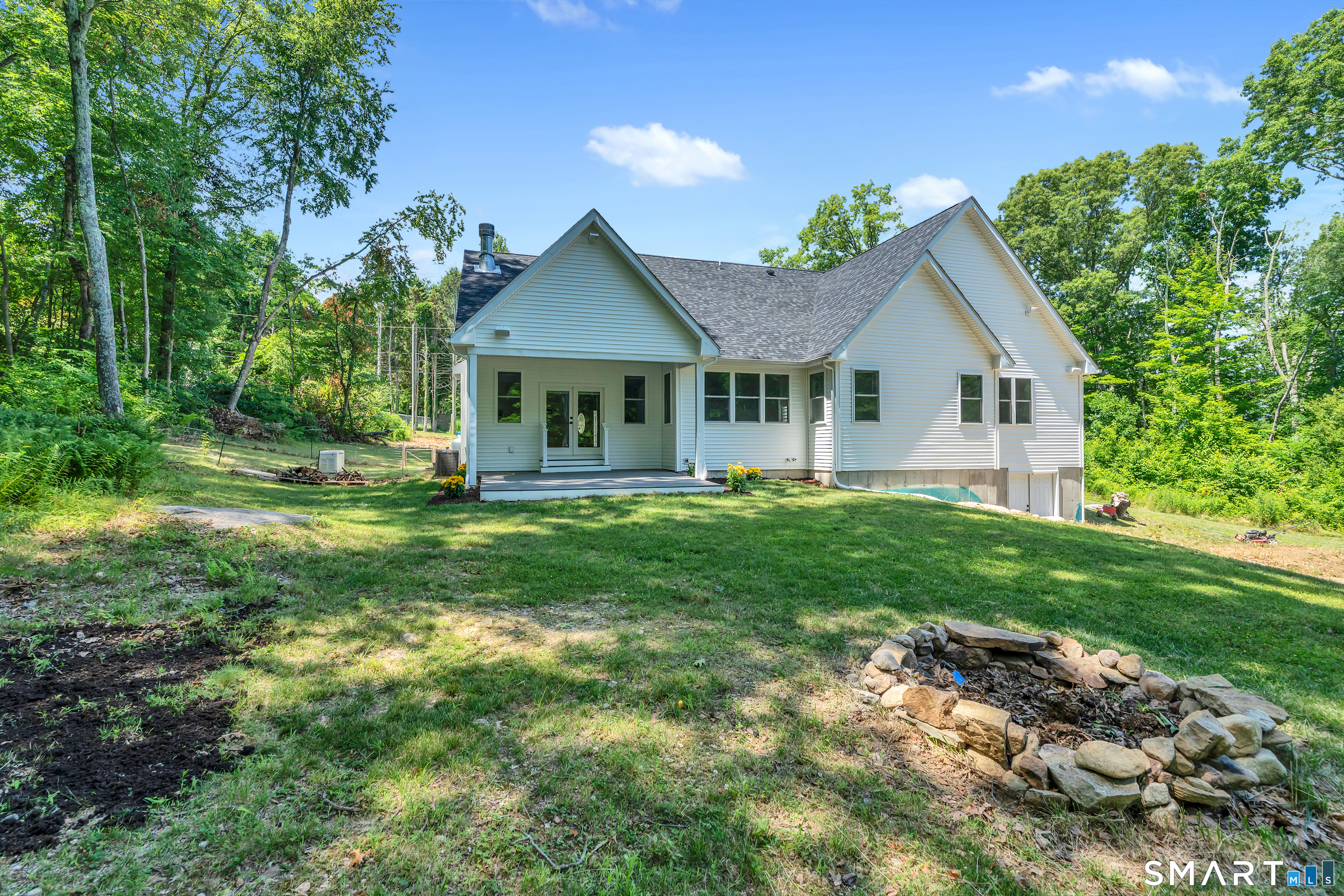 7 Thamesview Pentway Ledyard CT 06335