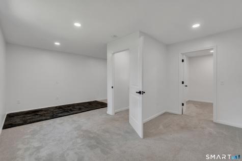 7 Thamesview Pentway Ledyard CT 06335