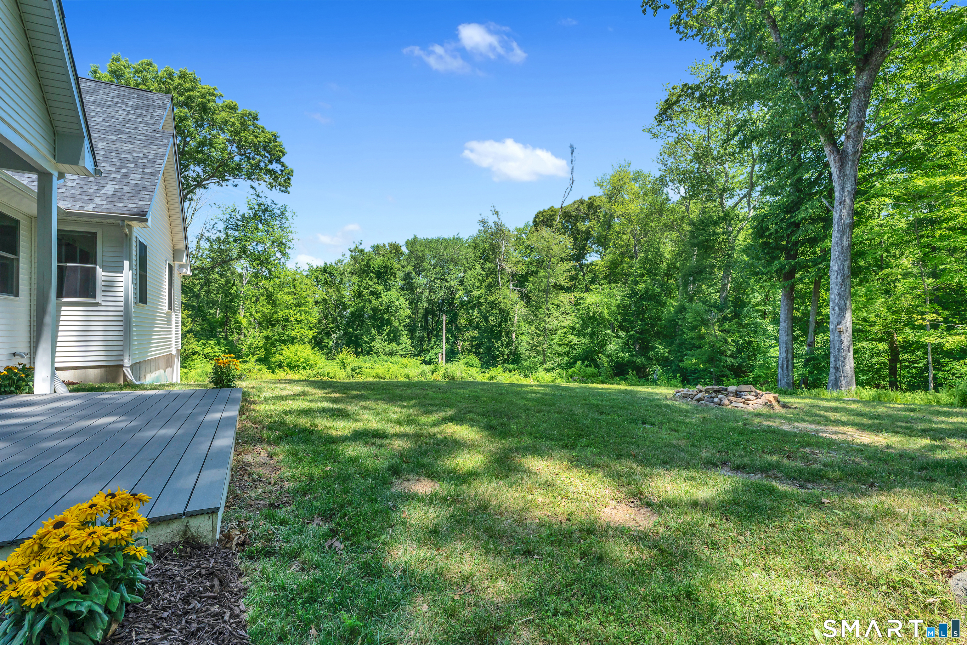7 Thamesview Pentway Ledyard CT 06335