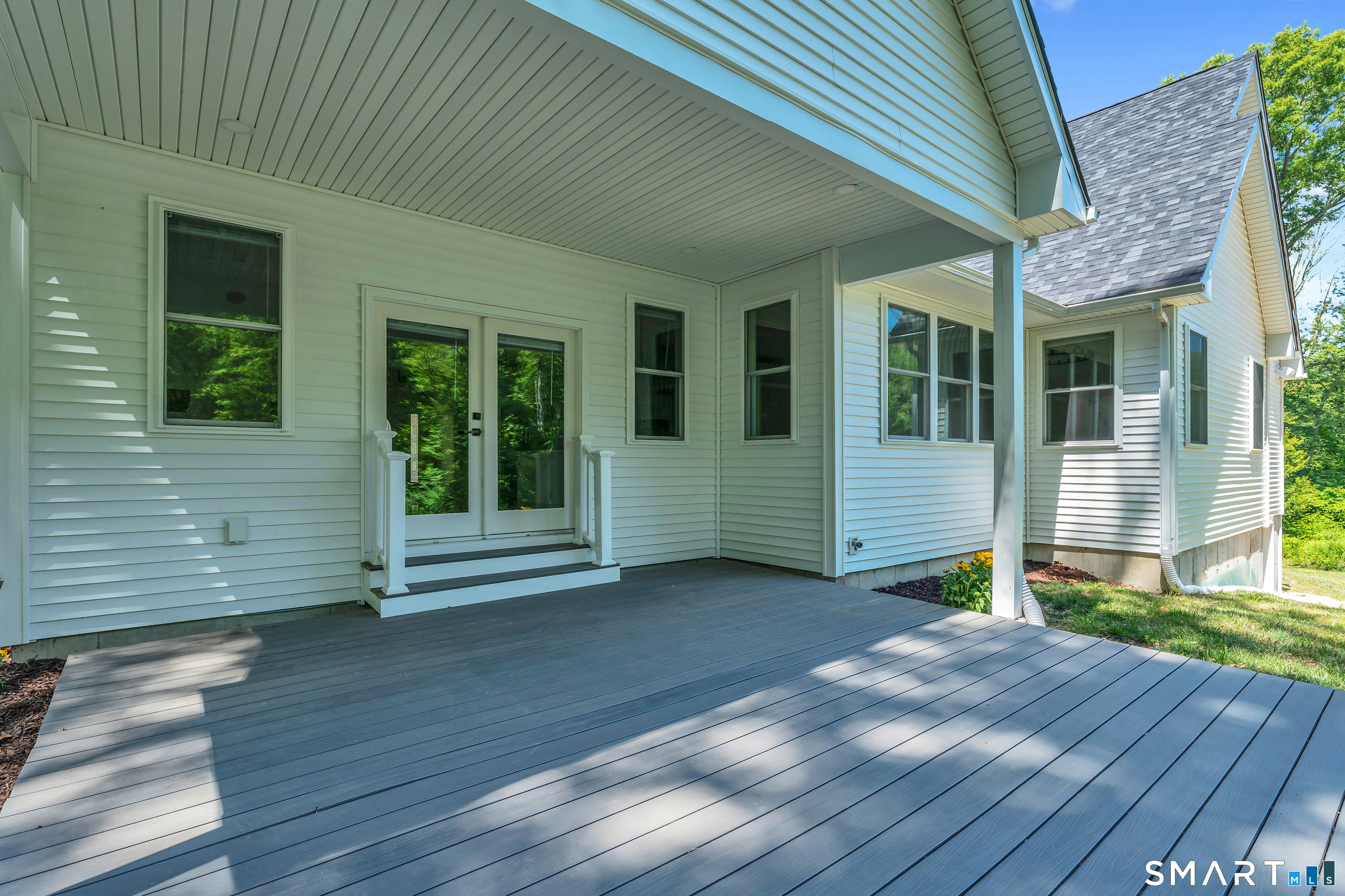 7 Thamesview Pentway Ledyard CT 06335