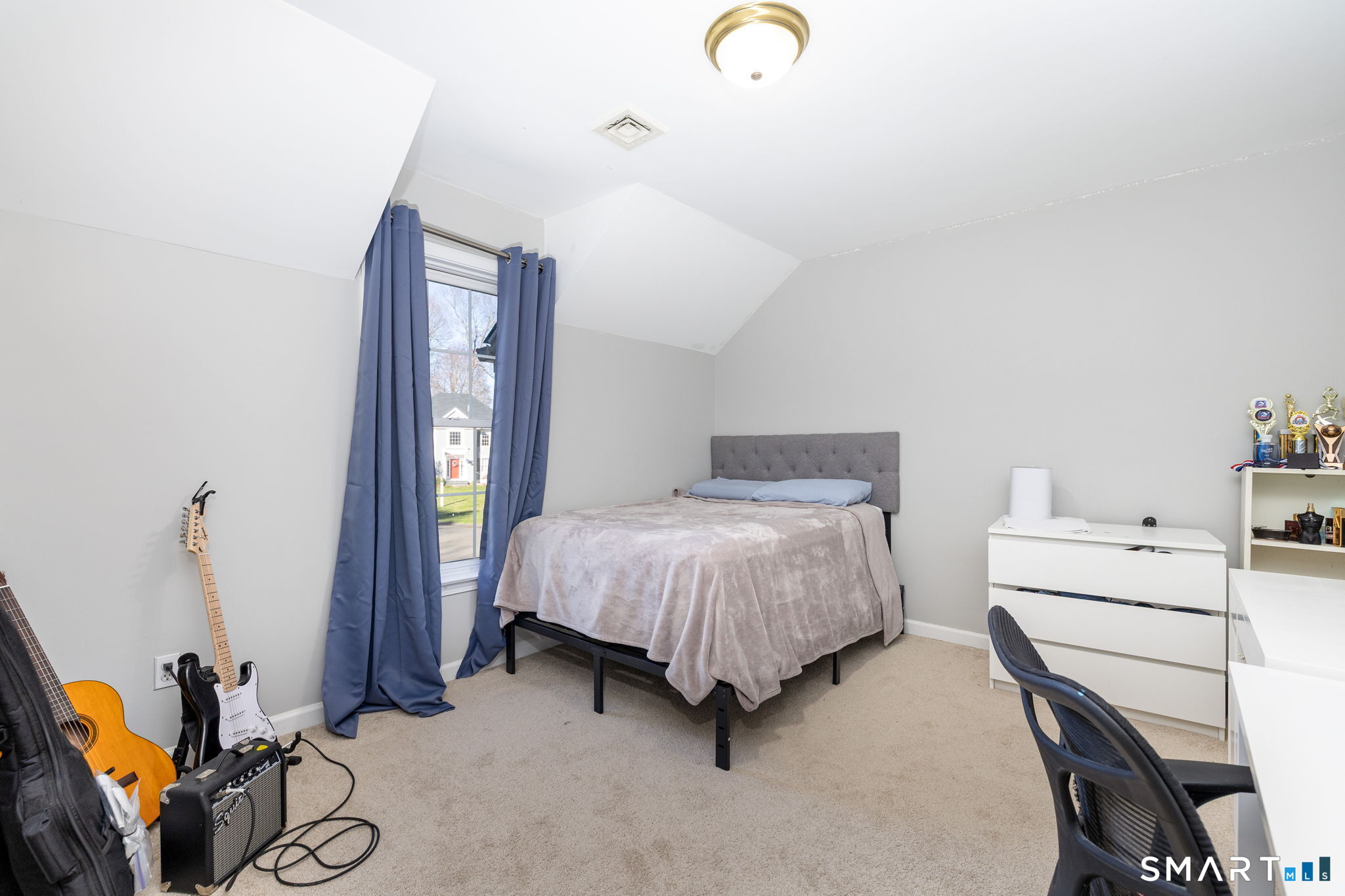 3 Candlewood Court Simsbury CT 06070