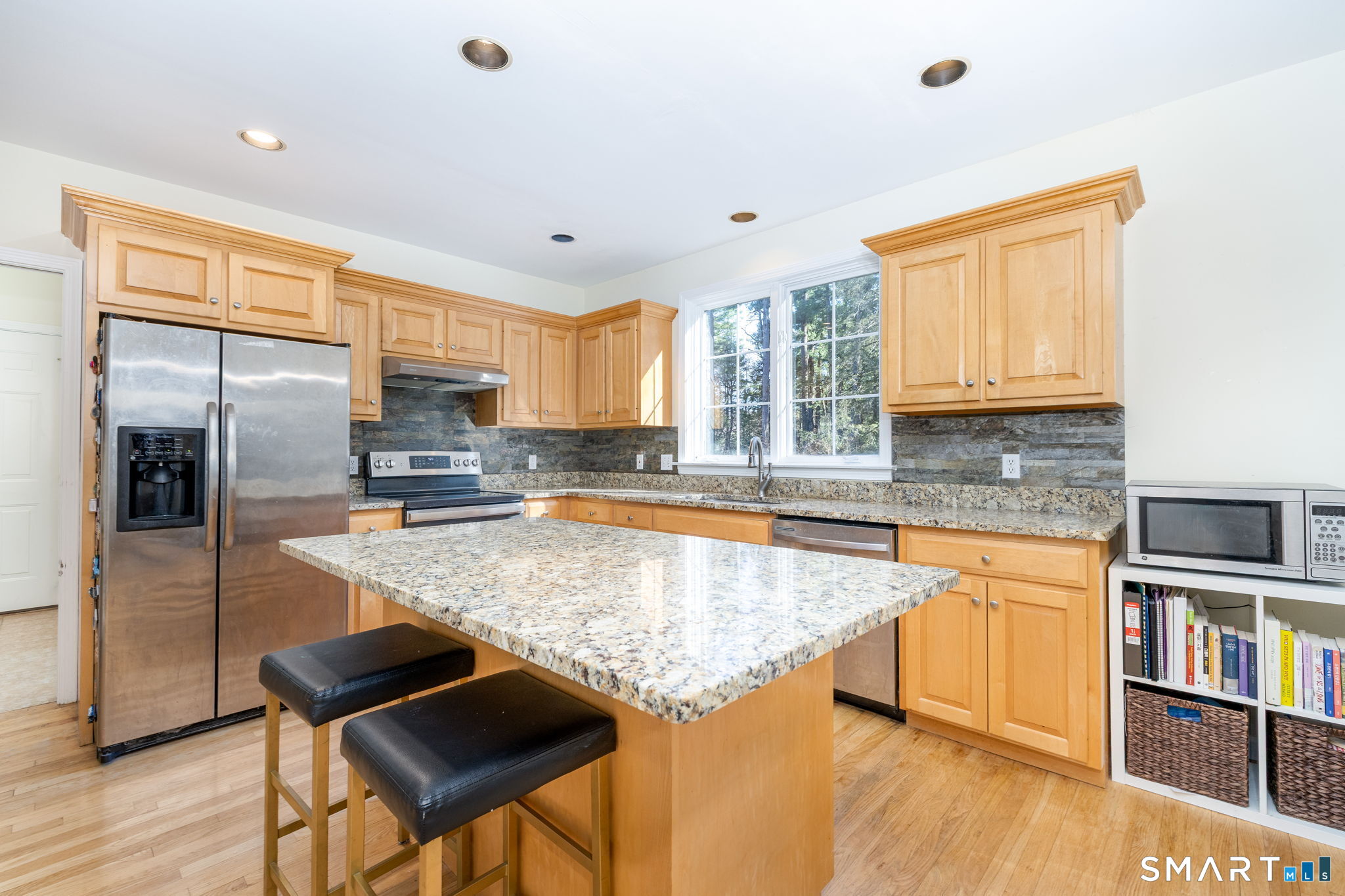 3 Candlewood Court Simsbury CT 06070