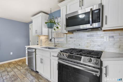 204 Barnes Avenue New Haven CT 06513