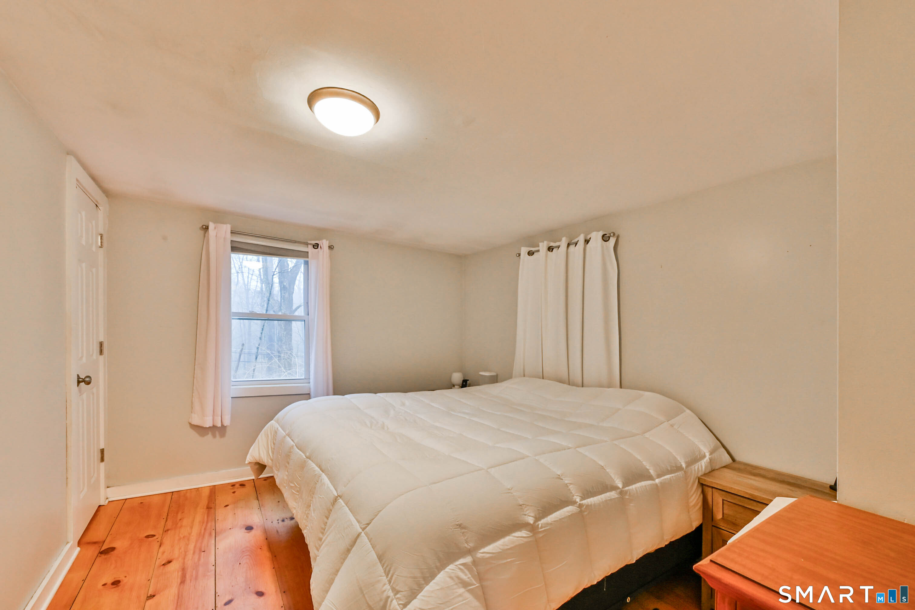 1605 Route 197 Woodstock CT 06281