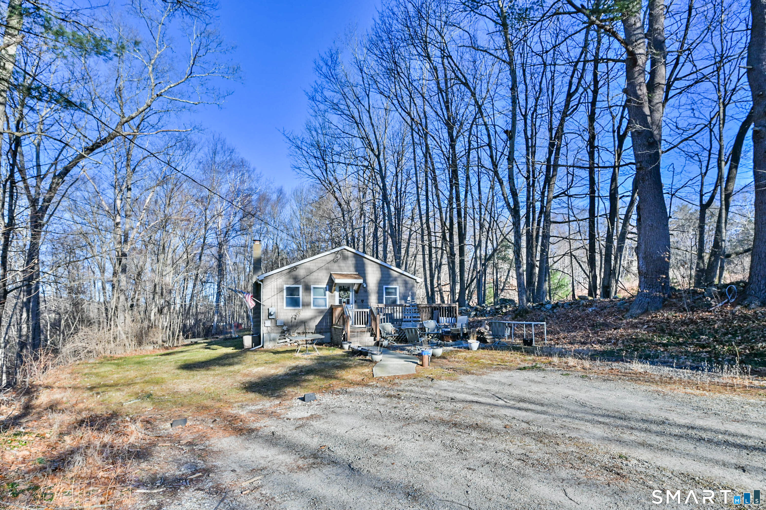 1605 Route 197 Woodstock CT 06281