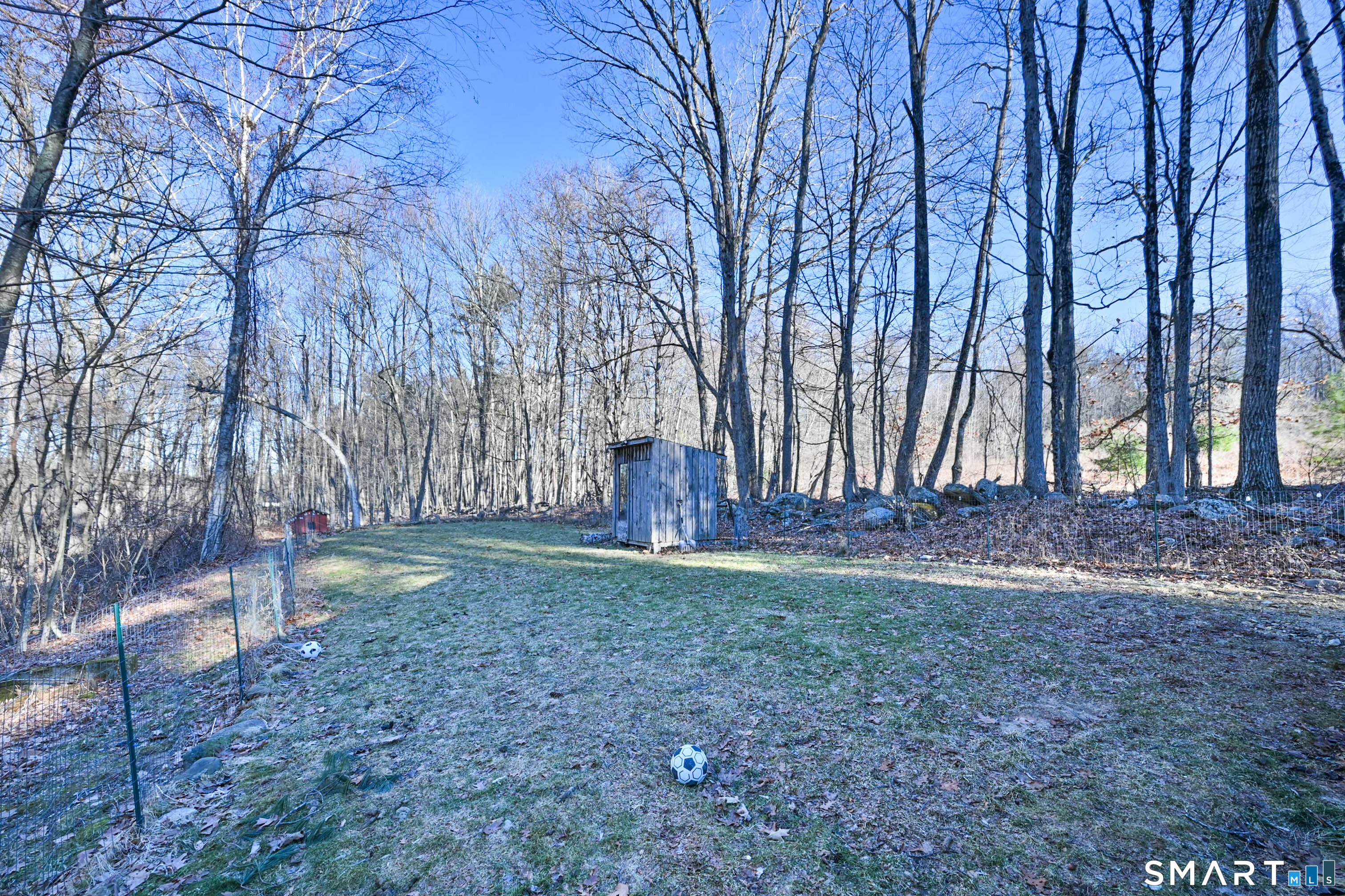 1605 Route 197 Woodstock CT 06281