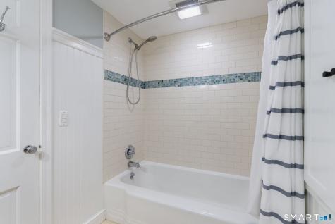 49 Glenbrook Road West Hartford CT 06107