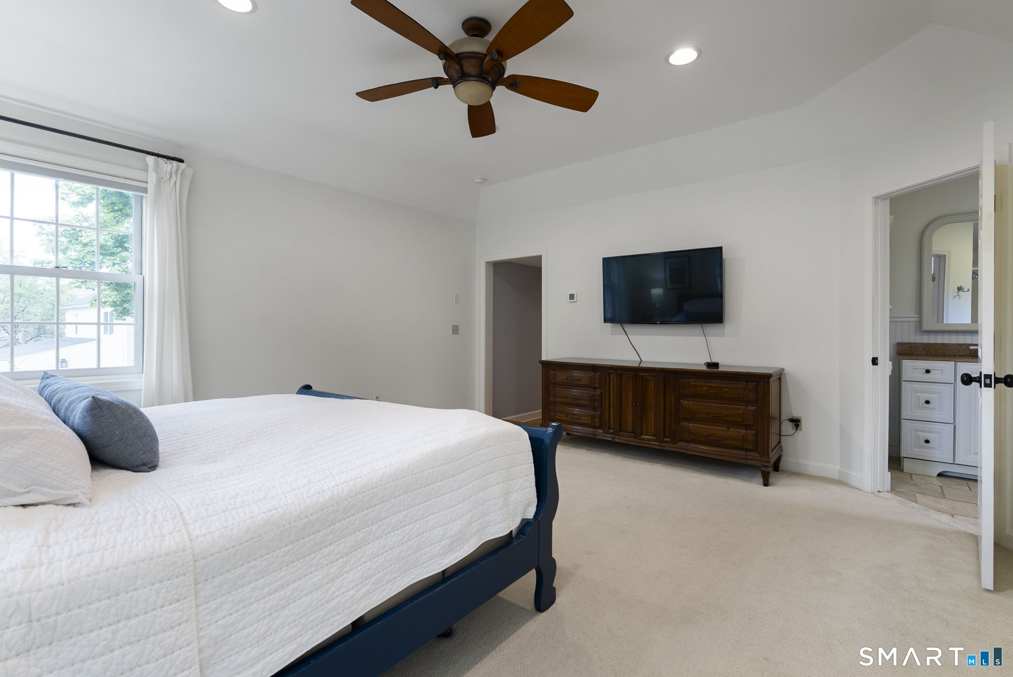 49 Glenbrook Road West Hartford CT 06107