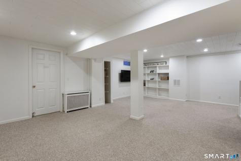 49 Glenbrook Road West Hartford CT 06107