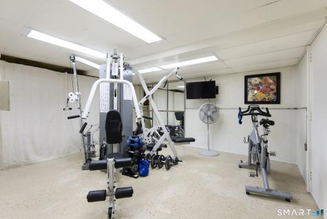 49 Glenbrook Road West Hartford CT 06107