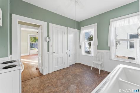 60 Girard Avenue Hartford CT 06105