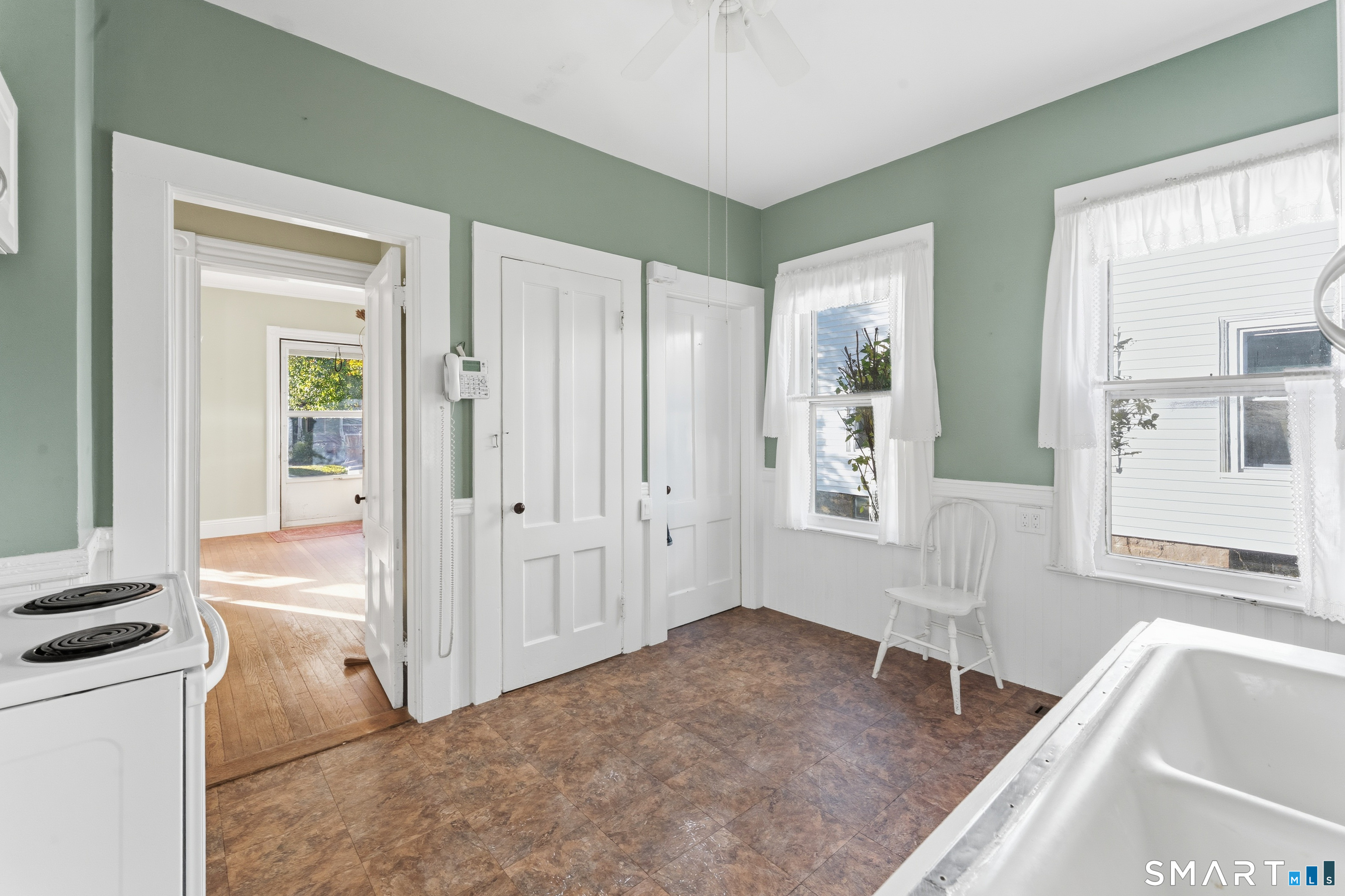 60 Girard Avenue Hartford CT 06105